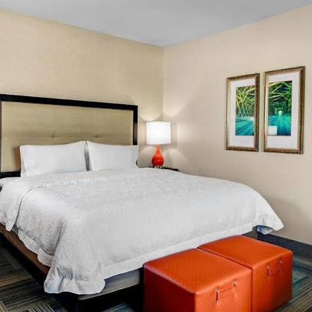 Hampton Inn & Suites By Hilton Atlanta Perimeter Dunwoody Exterior photo
